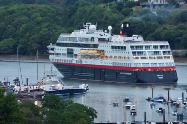 19 August 2022 - 06:29:46

----------------------
Cruise ship Maud returns to Dartmouth